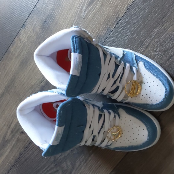 Nike Denim Blue and White High-Tops - Picture 10 of 12